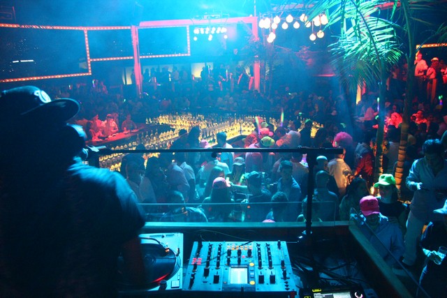 The Night Train at Aura